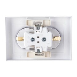 Розетка с/у Atlasdesign ATN000124, 2 гнезда, с/з, белая